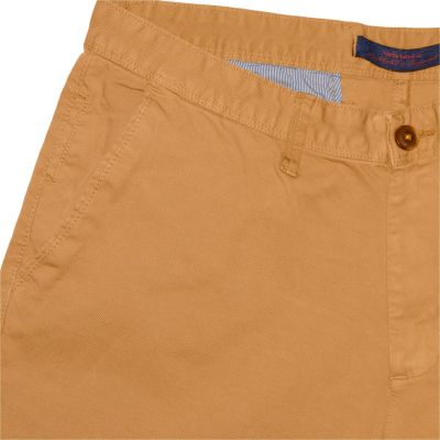 Elérhető Sárga színben