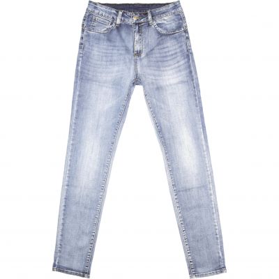 Elérhető Világoskék (rodeó) színben