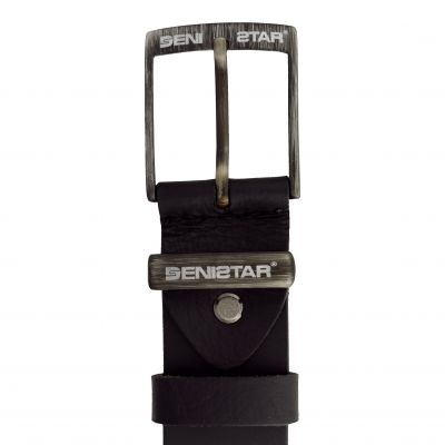 Elérhető Fekete színben