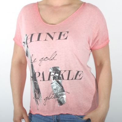 Elérhető Rózsaszín színben