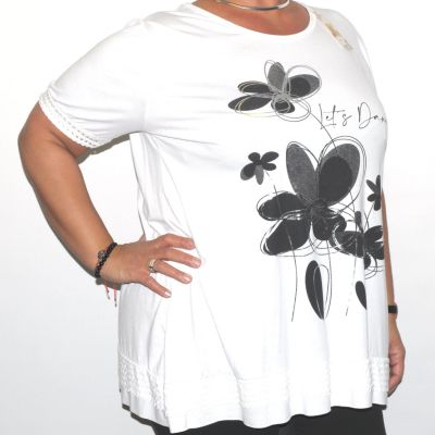 Elérhető Fehér színben