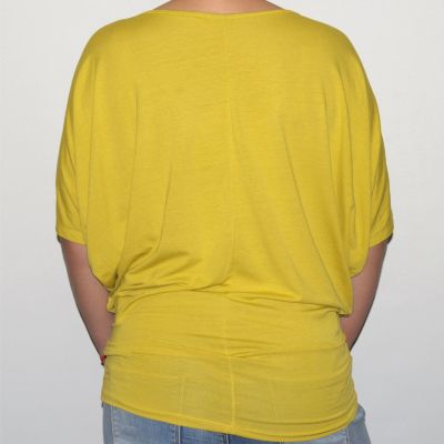 Monday V-shaped T-shirt