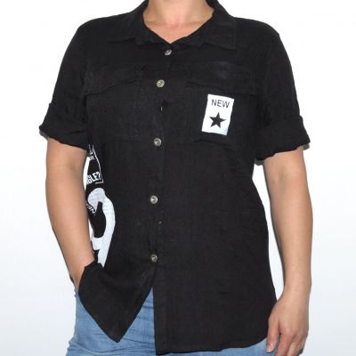 Elérhető Fekete színben