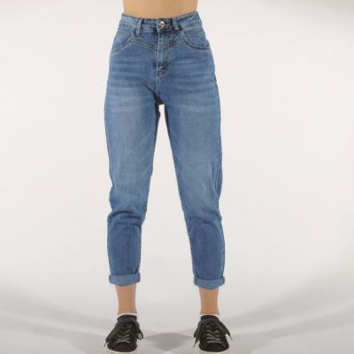 Elérhető Középkék (rodeó) színben