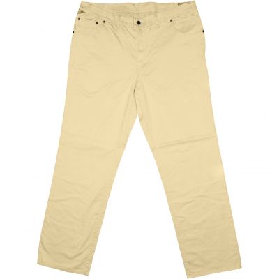 Elérhető Bézs színben