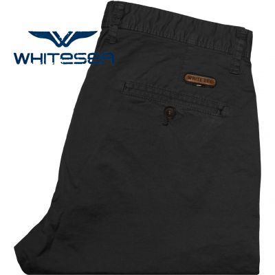 Elérhető Fekete színben