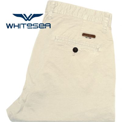 Elérhető Bézs színben