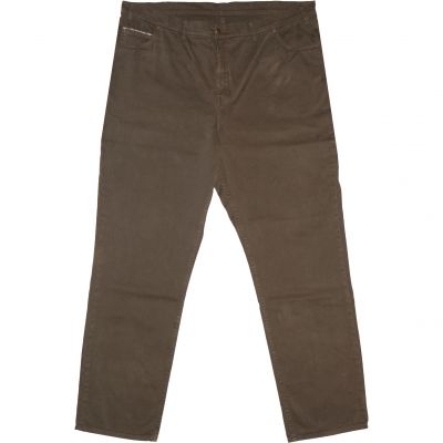 Elérhető Barna színben